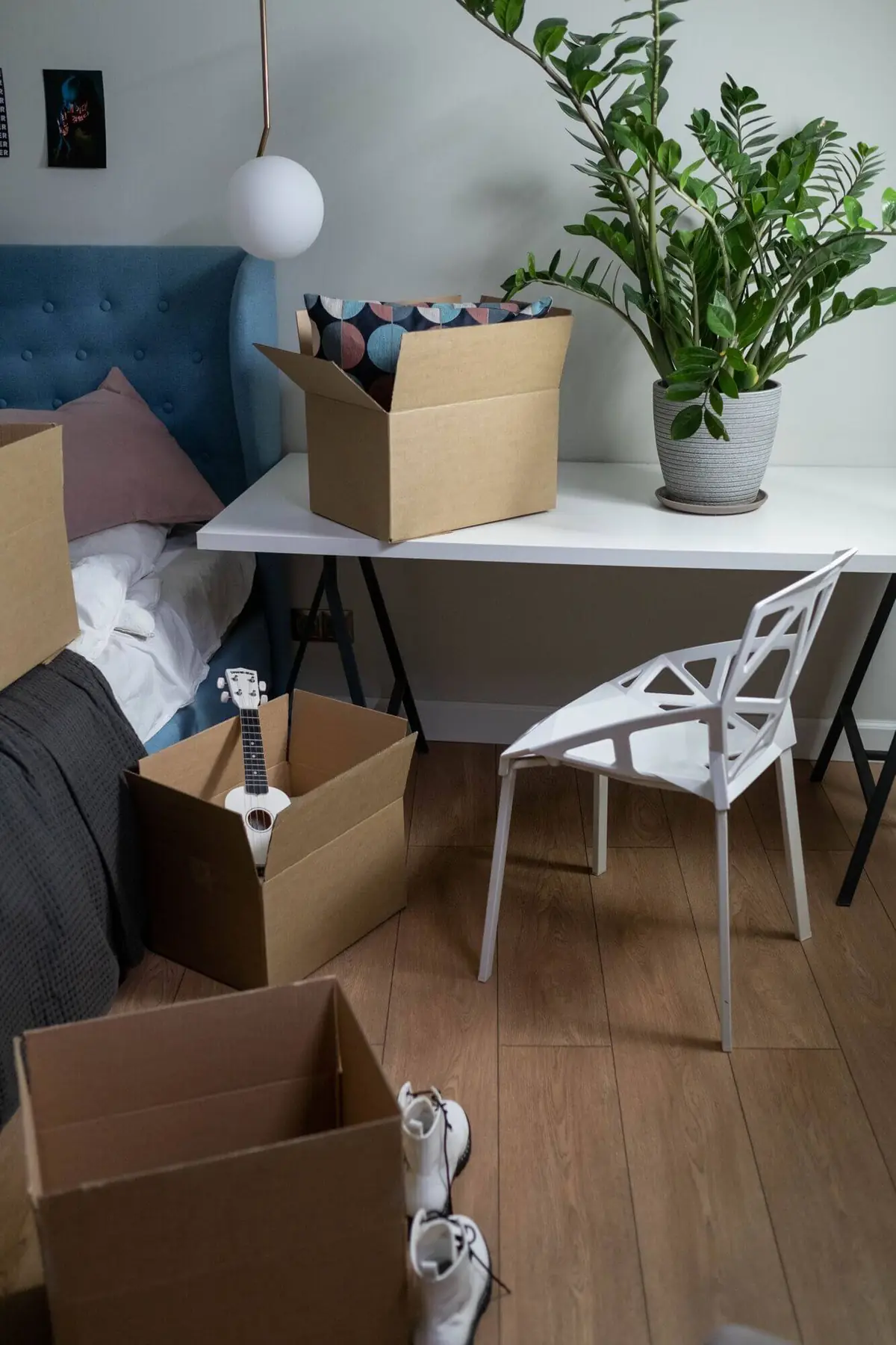 Moving boxes in a living room in Delaware, OH